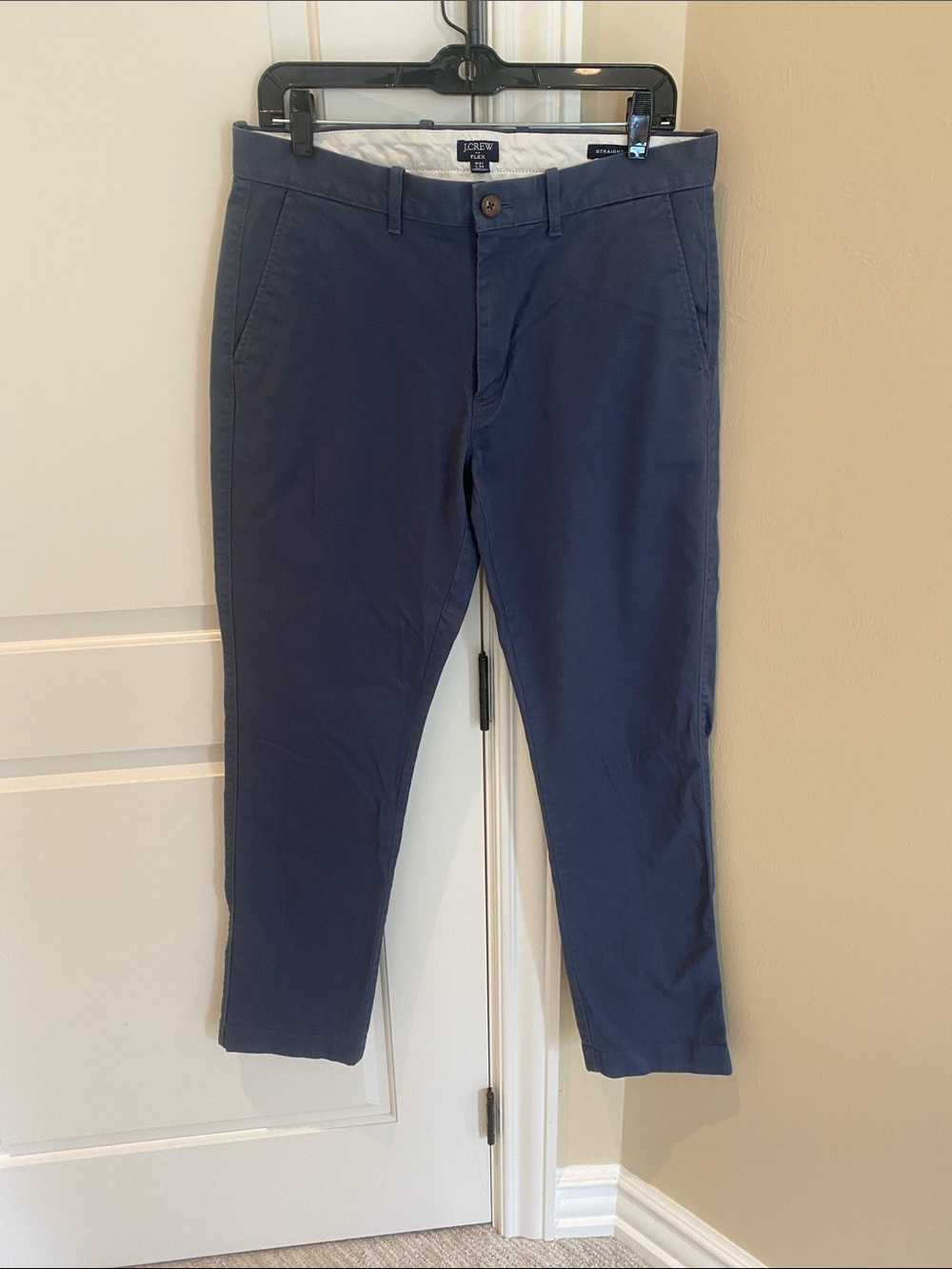 J.Crew “flex” straight fit Chino pants 31 x 32
